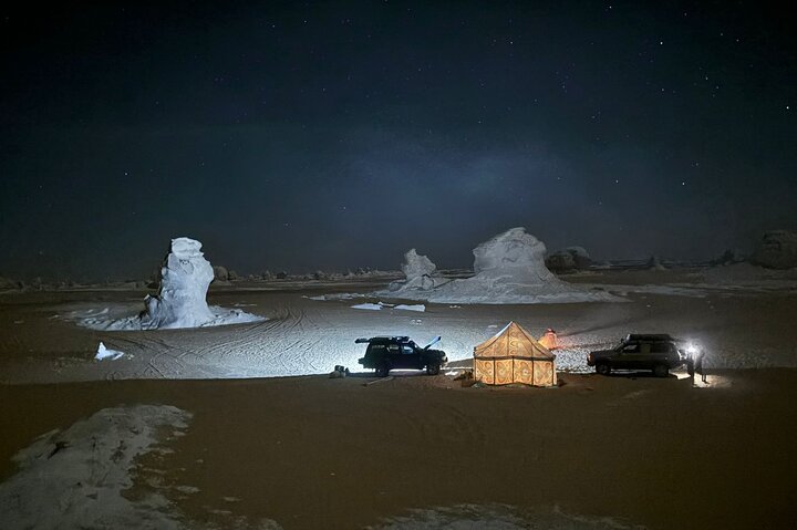 White Desert & Black Desert 2-Day Private Tour with Camping
