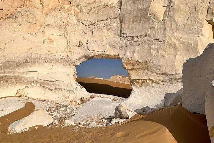 White Desert & Black Desert 2-Day Private Tour with Camping
