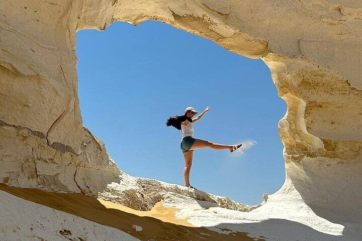 White Desert & Black Desert 2-Day Private Tour with Camping