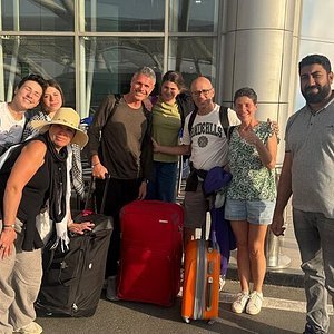 Airport pickup to a hotel in Cairo or Giza